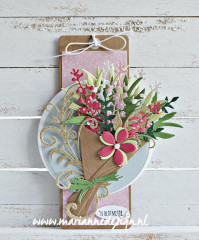 Creatables - Anjas floral ornament