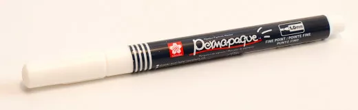 Sakura Permapaque Pigment Marker weiss, fein