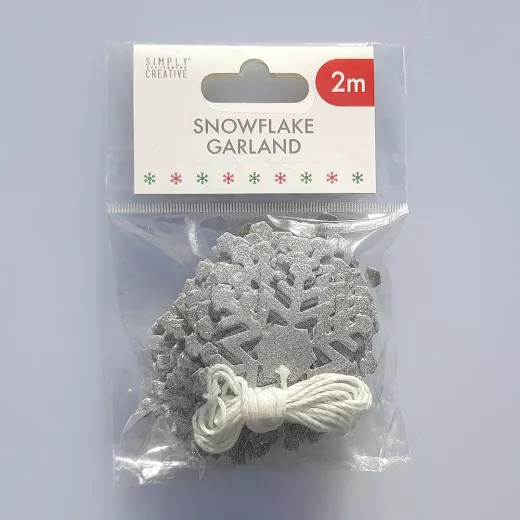 Simply Creative Snowflake Garland