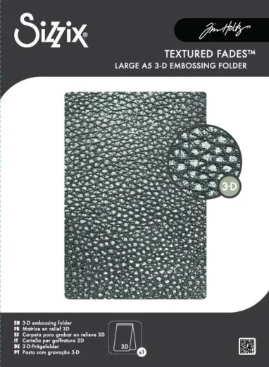Verpackungsfoto des A5 3-D Embossing Folders mit rissiger Lederstruktur, inkl. Detailausschnitt.