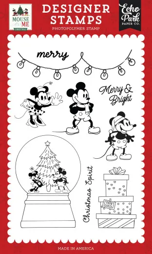 Echo Park Designer Stamp Set Mouse and Me Christmas mit Mickey und Minnie Mouse, Weihnachtsbaum, Geschenken und Text auf rotem Hintergrund