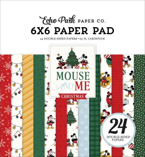 Echo Park Paper Pad Mouse And Me Christmas mit 24 doppelseitig bedruckten Bögen, zeigt Weihnachtsmotive mit Micky und Minnie Maus, rote, grüne, cremefarbene und goldene Muster, 15,2 x 15,2 cm Format