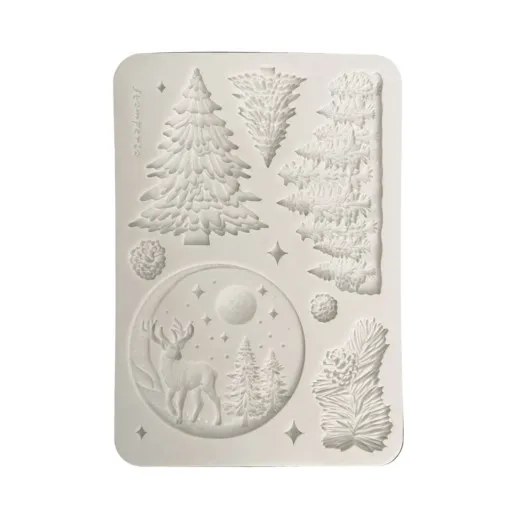 Silikonform A5 mit Reliefmotiven aus Tannenbäumen, Zapfen und einer runden Winterlandschaft mit Rentier und Mond.