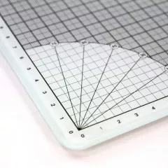 Tonic Studios Glass Cutting Mat A3