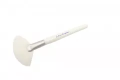 Crafters Companion - Pearl Powder Fan Brush