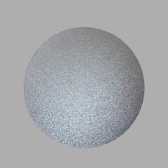 Nahaufnahme der schimmernden Perlmutt-Textur in Silber