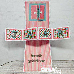 X-tra Stanze - Nr. 90 - Square Window with Shutters