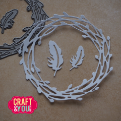 Craft and You - Cutting Dies - Willow Wreath with Feathers