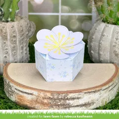Lawn Cuts Dies - Flower Treat Box Stand-Alone