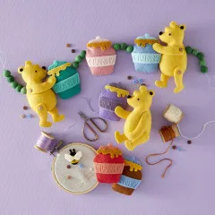 Spellbinders Etched Dies - Stitched Classic Pooh