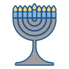 Nahaufnahme der geprägten Menorah in Silber auf dunkelblauer Karte mit dem Schriftzug 'Happy Hanukkah'.
