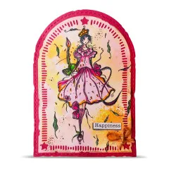 Anhänger-Karte in Bogenform mit der gestempelten Schreiberin im rosa Kleid und dem Schriftzug „Happiness“.