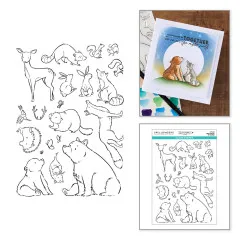 Fertige, aquarellierte Grußkarte mit Bär und Wolf vor Mond bei Nacht, Spruch 'As Long As We're Together'.