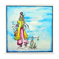 Aquarellkarte mit der Figur im gelb-rosa Mantel und Laterne vor blauem Himmel.