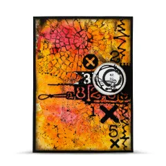 Orange-rote Karte mit Krakelee-Muster, rundem Stempelmotiv und der Zahlen-Buchstaben-Code-Stanzform