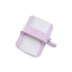 Sizzix Big Shot Lilac von oben mit sichtbarem Schnittbereich und abnehmbarem lilafarbenem Griff