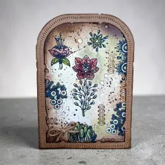 Braune Bogenkarte mit Folk-Art-Blüten, Punktmustern und Grasbüschel