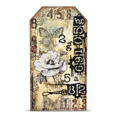 Beiger Anhänger mit weißer Blüte, Schmetterling-Stempel und der Zahlen-Buchstaben-Code-Stanzform, Schriftzug „Positivity"