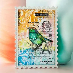 Gestempelte Postkarte mit Vogel-Motiv und Schriftzügen im Vintage-Stil