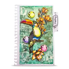Grünes Journal-Cover mit Tukan, gelben Blüten und runden Seifenblasen