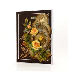 Handgemachte Grußkarte mit kunstvoller Rosen-Dekoration im Vintage-Stil