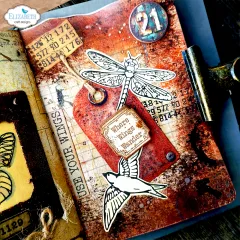 Journal-Cover mit Libelle, Vogel und Anhänger "Where Wings Wander"