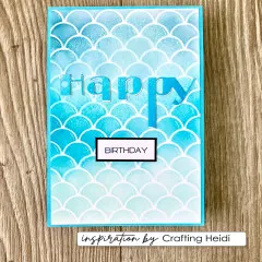 Karte mit Schuppenmuster in Türkis, Schriftzug Happy und Etikett Birthday