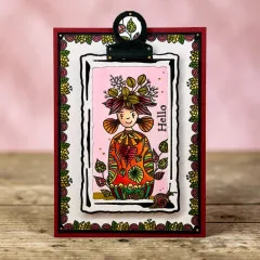 Rote Karte mit Zouki-Mädchen in Orange vor Rosa und Schriftzug Hello