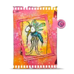 Pinke Filmstreifen-Karte mit schräg gesetztem Royal Frame und lustiger Mücke