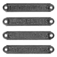 Idea-Ology Metal Word Plaques - Halloween