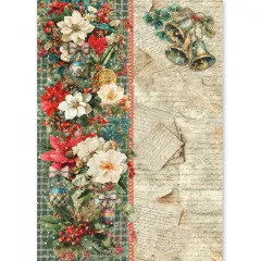 Reispapier-Bogen mit Poinsettien-Girlande auf grünem Karo sowie alten Briefen und Glocken im Design Cozy Christmas