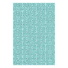 Beispielprägung des Sizzix Tim Holtz Embossing Folders mit feinen Schneeflocken auf mintgrünem Papier.