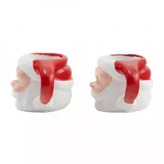Santa-Tassen von der Seite mit rotem Mantel und weißer Baumwollpartie