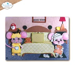 Gestaltetes Schlafzimmer-Motiv Snuggle Season mit Bett, zwei Nachttischen, Wecker, Lampe und zwei Mäusen