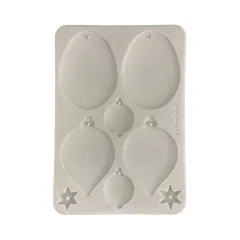 Silikonform A5 mit Reliefmotiven verschiedener Christbaumkugel-Formen sowie zwei Sternen.