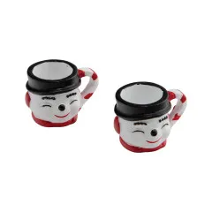 2 Snowman Mugs von der Seite, schwarze Hutränder, offene weiße Tassenöffnung, rot-weiß gestreifter Henkel sichtbar