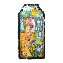 Tag mit Sonne, Wäscheleine, Kleidern, Herzen, Blumen und Katze