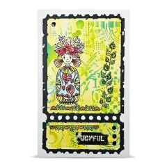 Ticket mit Matrjoschka-Mädchen auf gelbgrünem Schablonengrund und Joyful