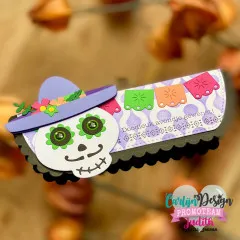 Süße Día de los Muertos Totenkopf-Karte verziert mit Glitzer-Augen-Aufklebern.