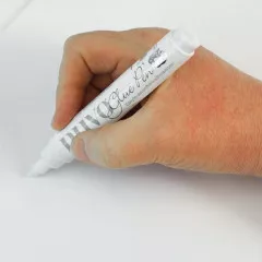 Nuvo Glue pen medium