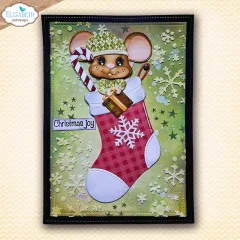 Weihnachtskarte mit Maus im karierten Nikolausstiefel, Schneeflocken und Schriftzug Christmas joy