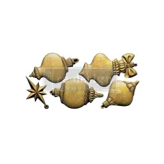 Freigestellte goldfarben gegossene Christbaumkugel-Rohlinge und Stern-Anhänger der Silikonform "Winter Luxe Blanks"
